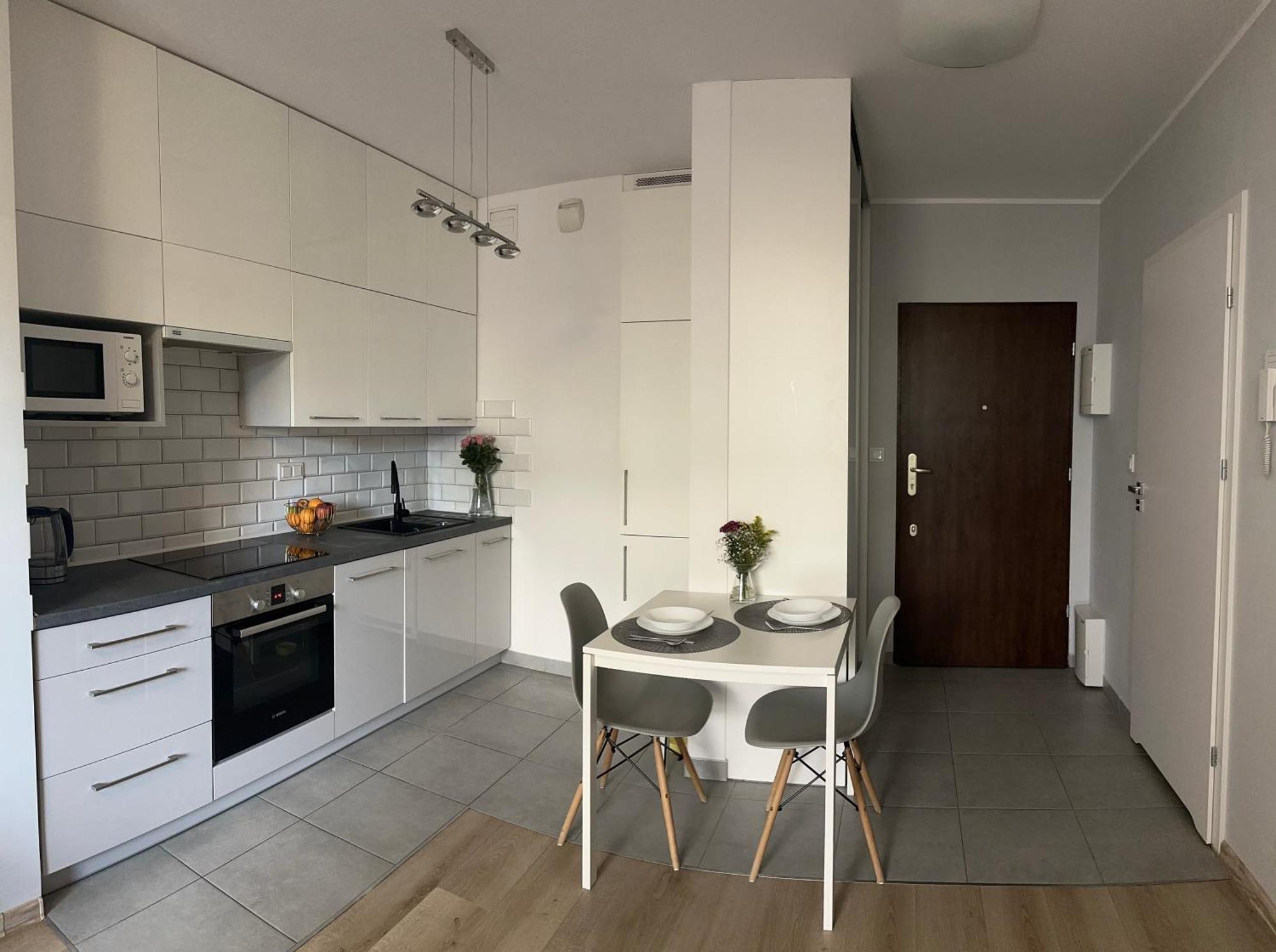 Cosy Apartment Near To The Chopin'S Airport Cybernetyki 2C Warsaw Exterior photo